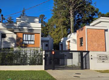 Casa de 3 quartos, Curitiba · Lindo Apto em Condomínio Fechado no Santa Cândida