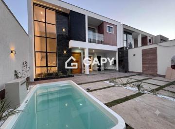 Casa · 115m² · 4 Quartos · 2 Vagas · Casa Nova 4 Quartos com Suite, Piscina e Area Gourmet Proxima a Praia de Itaipu - 890.000,00
