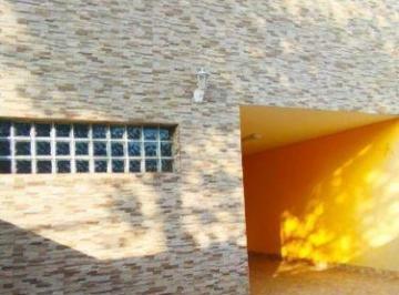 Casa · 277m² · 3 Quartos · 4 Vagas · Sobrado para Alugar no Jaguare - 3 Suites e Churrasqueira