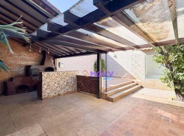 8dc7ba137da9791229bc22d982dc8052ce430e52 · Casa com 3 quartos para alugar, 181 m² por R$ 6.774/mês - Serra Grande - Niterói/RJ