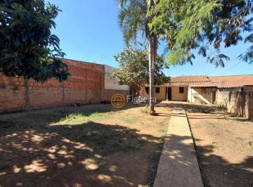 d6a9a32f09a78ab412a15184bc3d63247f6bfba7 · Casa com 2 dormitórios para alugar, 40 m² por R$ 750,00/mês - São Francisco - Barretos/SP