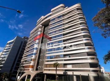 Apartamento · 350m² · 3 Quartos · 4 Vagas · Cobertura em Rua Engenheiro Fiuza da Rocha - Centro - Criciúma/SC