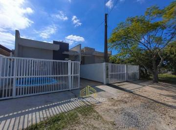 Casa · 56m² · 2 Quartos · 1 Vaga · Casa à Venda com Piscina em Pontal do Paraná