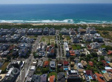 9bfc6974 · Casa, 4 dormitórios, 265 m², em Campeche