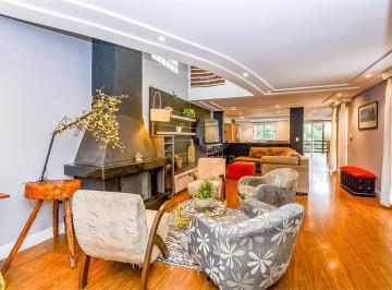 Casa · 303m² · 4 Quartos · 4 Vagas · Condomínio com 4 quartos à venda em Campo comprido - PR