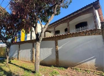 Casa de 4 quartos, Rio de Janeiro · Casa de 320 m² com 4 quartos à venda em Campo Grande