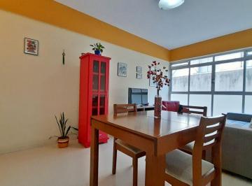 Apartamento de 2 quartos, São Paulo · Apartamento à venda ao lado da Avenida Paulista com 2 dormitórios, suíte com closet e 1 vaga