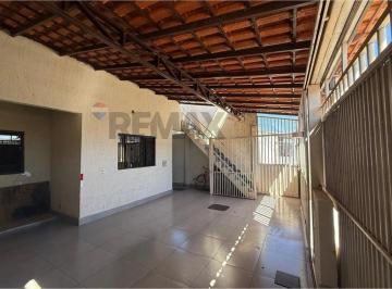Casa · 199m² · 5 Quartos · Oportunidade Impérdivel na Q r 433; Sobrado Espaçoso com aréa Gourmet..