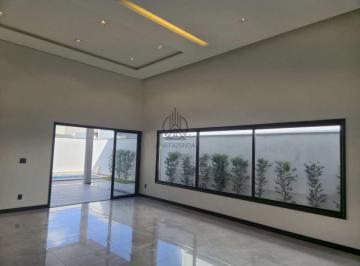 Casa · 220m² · 3 Quartos · 4 Vagas · Casa de Condomínio para venda e aluguel em Condomínio San Marco de 220.00m² com 3 Quartos, 3 Suites