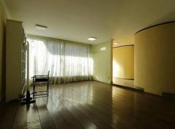 img1 · Sobrado Amplo e Iluminado com 230 m², 4 Quartos e Quintal no Bairro Jardim REF: 20544