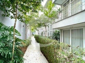 Casa · 425m² · 4 Quartos · 4 Vagas · Casa em Condomínio em Jardim Cordeiro