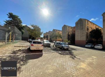 Apartamento · 38m² · 2 Quartos · 1 Vaga · Apartamento semi mobiliado à venda em Porto Alegre, bem localizado, a duas quadr