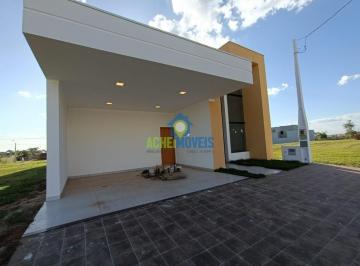 Casa en Aluguel de 3 quartos Aeroporto · Casa de Condomínio para alugar em Aeroporto de 147.40m² com 3 Quartos, 3 Suites e 2 Garagens