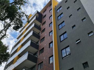 Apartamento · 133m² · 3 Quartos · 2 Vagas · Apartamento para venda em Água Verde de 133.00m² com 3 Quartos, 1 Suite e 2 Garagens