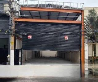 Comercial · 400m² · Galpão na Rua Pedro Bellegarde, 381 • 400 m²