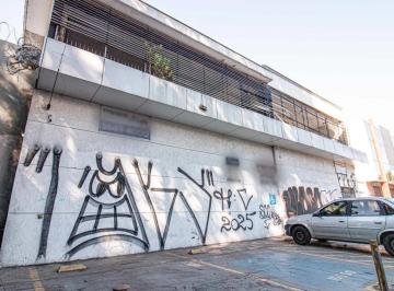 Comercial · 900m² · 1 Vaga · Casa comercial na Avenida Pedro Bueno, 1511 • 900 m²