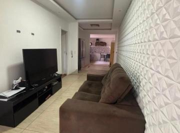 Casa · 166m² · 2 Quartos · 1 Vaga · Casa de dois dormitórios com 02 suítes e 01 vaga de garagem