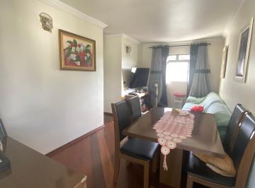 Apartamento de 2 quartos, Taboão da Serra · Apartamento com 3 dormitórios, uma vaga de garagem.