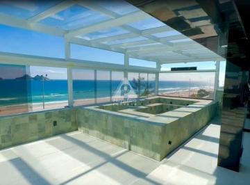Apartamento · 100m² · 2 Quartos · 2 Vagas · Cobertura Linear na Barra da Tijuca (RJ) – 2 Quartos, 1 Suíte, Vista Mar e Montanha