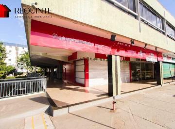 Comercial · 72m² · CLSW 102 Bloco B, 02 Lojas com subsolo, térrea de esquina de frente, 72m²