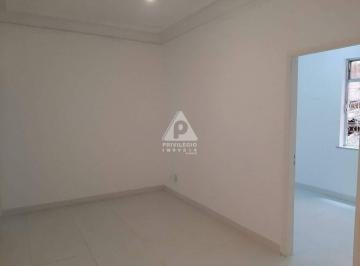 Apartamento · 80m² · 3 Quartos · Oportunidade 3 quartos .Ótima localização.
