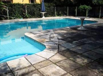 Terreno · 435m² · 3 Vagas · Lote em condomínio com piscina e área verde. Condominio bem adminitrado. Próximo ao Recreio. Paraíso