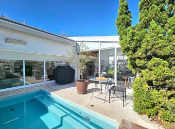 Apartamento · 206m² · 2 Quartos · 2 Vagas · Cobertura Duplex - Brooklin - 2 Suítes - 206m².