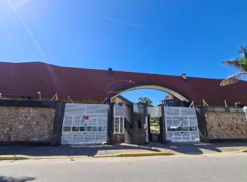 Casa · 183m² · 3 Quartos · 3 Vagas · Casa de Condomínio 03 suítes, 03 vagas privativas, 183m2