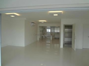 Apartamento · 189m² · 3 Quartos · 4 Vagas · Apartamento - Moema - 3 Suítes - 189m².