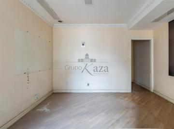 Casa · 240m² · 3 Quartos · 2 Vagas · Casa Comercial - Jardim Paulista - 3 Dormitórios - 240m².