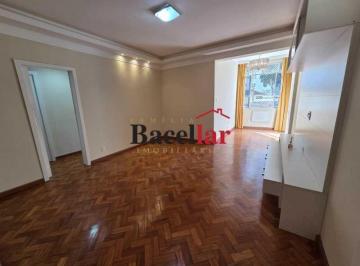 Apartamento · 97m² · 3 Quartos · 1 Vaga · Alto Uruguai, parte nobre da rua, apt de 03 quartos, 02 suítes, grudadinho ao me