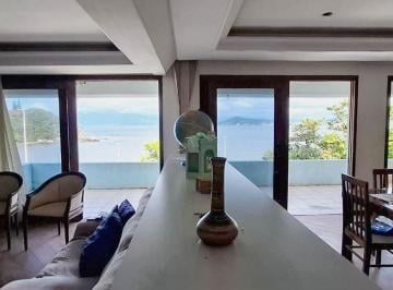 f604eca15dd26834334b0f41efa6068134b1de3b · Venda | Casa frente mar com 3 suítes, piscina, 550 m² e Espaço de Lazer - no Bom Abrigo