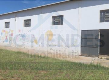 Comercial · Casa com Barracão em Terreno