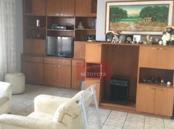 Casa · 400m² · 3 Quartos · 6 Vagas · Casa para venda em Jardim Santa Mena de 400.00m² com 3 Quartos, 1 Suite e 6 Garagens