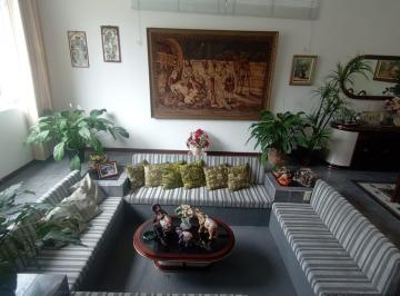 Casa · 368m² · 3 Quartos · 2 Vagas · Casa para venda em Vila Valença de 368.00m² com 3 Quartos, 1 Suite e 2 Garagens