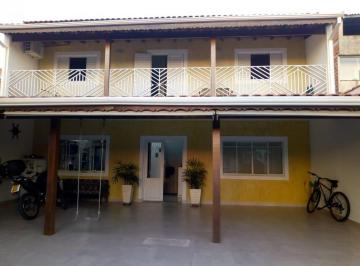 Casa · 214m² · 3 Quartos · 3 Vagas · Sobrado para venda em Residencial Mombaça I de 214.00m² com 3 Quartos, 1 Suite e 3 Garagens