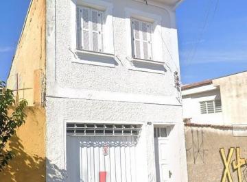Casa · 200m² · 2 Quartos · 2 Vagas · Casa para venda em Centro de 200.00m² com 2 Quartos e 2 Garagens