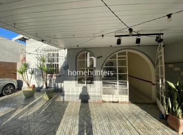 Casa de 1 quarto, Campinas · Casa para venda em Vila Itapura de 250.00m² com 1 Quarto e 1 Garagem