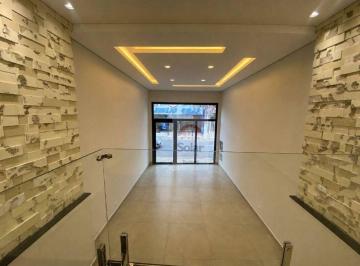 Comercial · 90m² · Loja para venda em Centro de 90.00m²