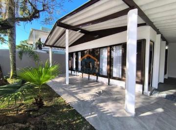 Casa · 240m² · 3 Quartos · 2 Vagas · CASA EM PRAIA DE LESTE