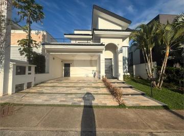 Casa · 308m² · 3 Quartos · 4 Vagas · Condomínio com 3 quartos à venda em Jardim residencial chácara ondina - SP