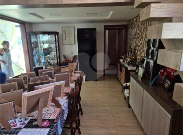 Casa · 353m² · 5 Quartos · 4 Vagas · Sobrado com 5 quartos à venda em Jardim são luiz - SP