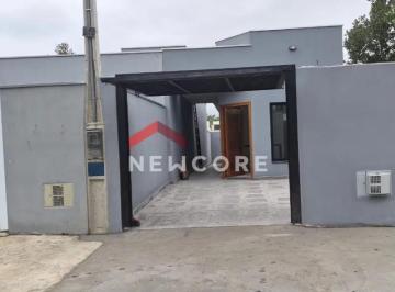 Casa · 64m² · 2 Quartos · 1 Vaga · Casa em Avenida Dd - Balneário Mar Azul - Caraguatatuba/SP