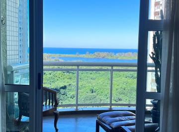 Apartamento de 2 quartos, Rio de Janeiro · APARTAMENTO 93m2 -VISTA MAR ANDAR ALTO