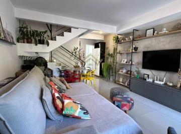 Foto 02 · Casa à venda em São José-SC, bairro Forquilhas: 2 quartos, 2 suítes, 1 sala, 3 banheiros, 2 vagas, 8