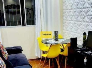 Apartamento · 60m² · 2 Quartos · 1 Vaga · Apartamento 2 dormitórios com sacada e vaga grande no Taboão, próximo à Via Anchieta