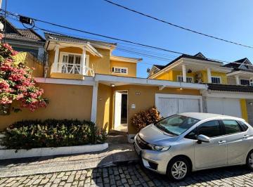 Casa de 4 quartos, Rio de Janeiro · Casa de 300 m² com 4 quartos para aluguel em Vargem Pequena
