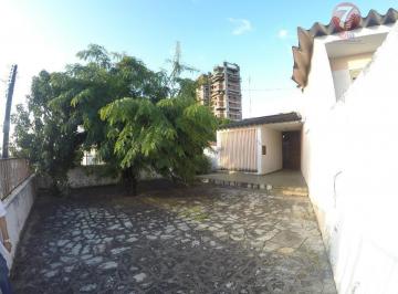 Casa · 306m² · 3 Quartos · 3 Vagas · Casa 306m² 3 quartos sendo 2 suítes no Bairro dos Estados à Venda