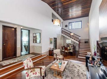Casa de 3 quartos, São José dos Pinhais · Sobrado mobiliado frente rua e venda no bairro Aristocrata, em São José dos Pinhais.