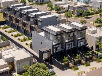 Casa · 141m² · 3 Quartos · 1 Vaga · Triplex Agua Verde / 3 suítes